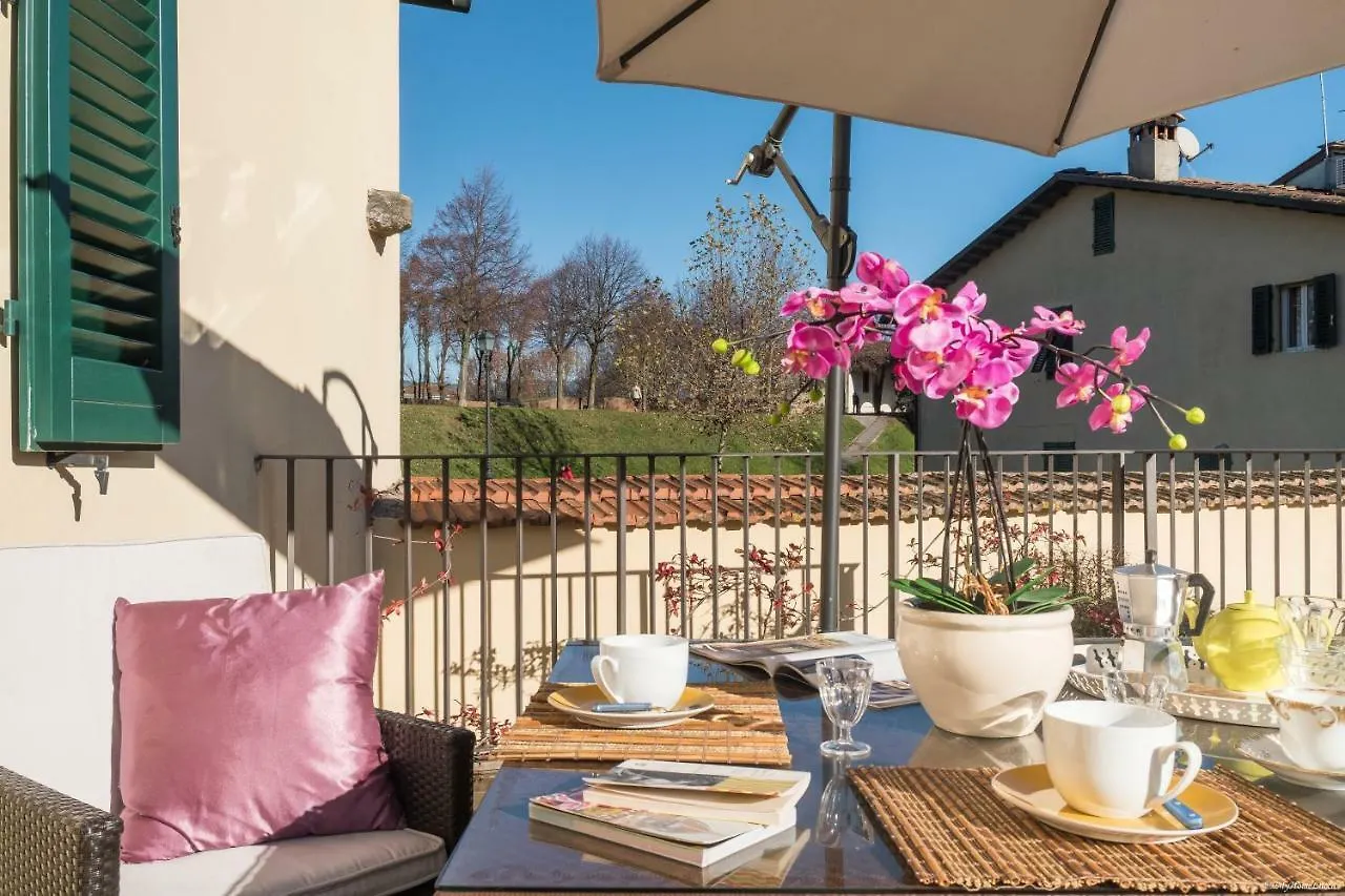 Tornese With Private Parking And Terrace Apartment Lucca