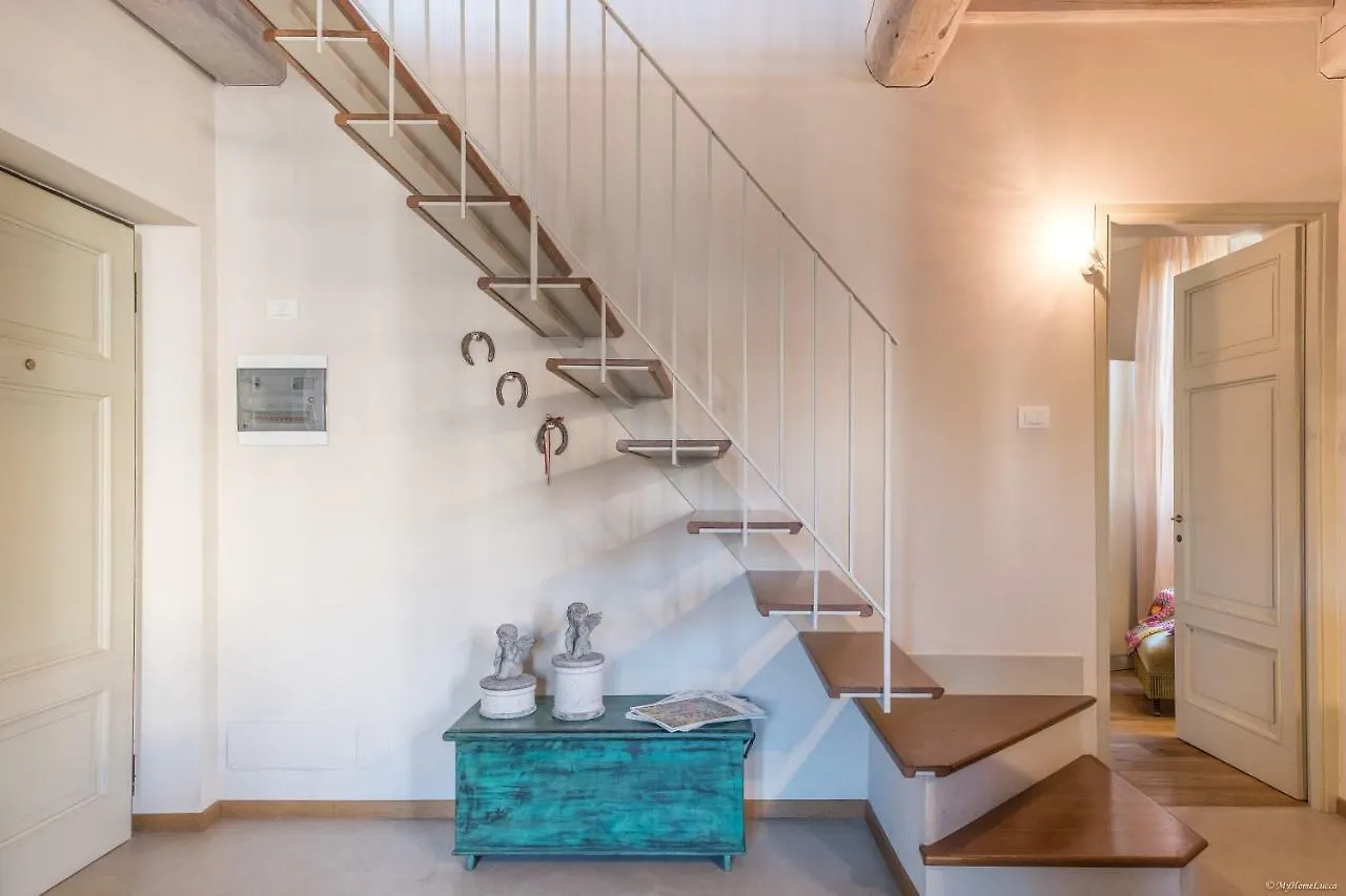 Tornese With Private Parking And Terrace Apartment Lucca Italy