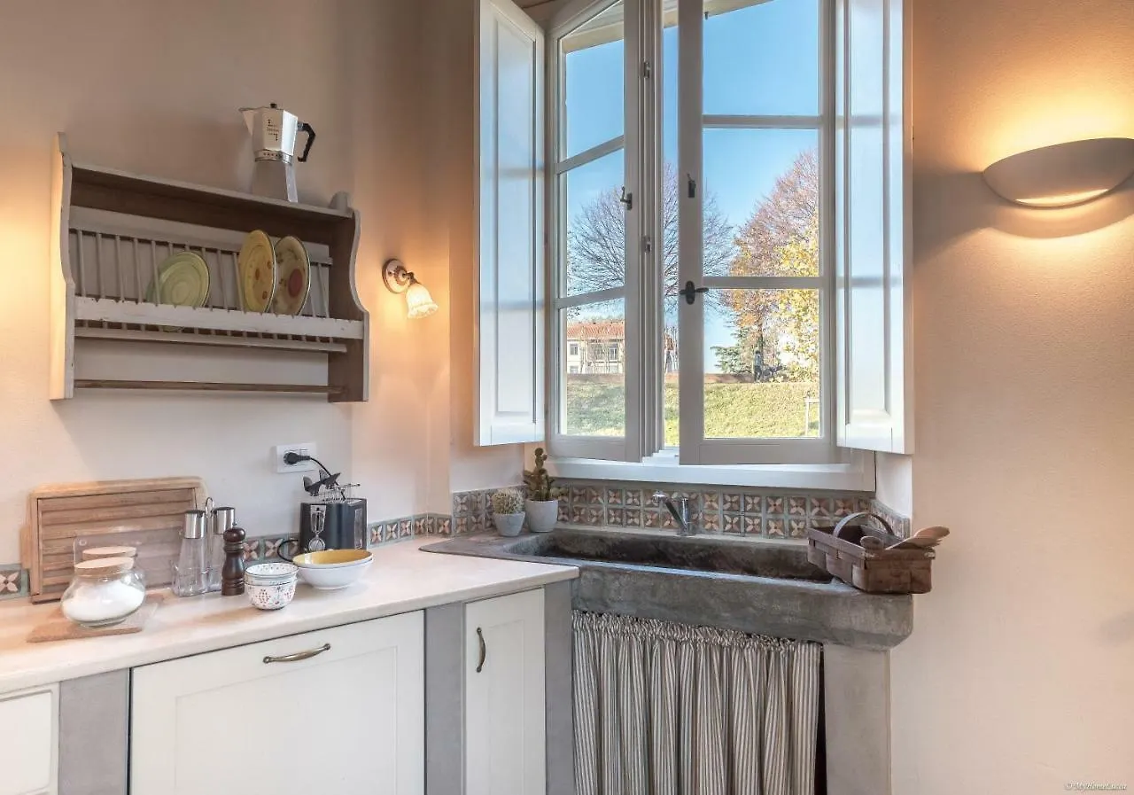 Tornese With Private Parking And Terrace Apartment Lucca Italy