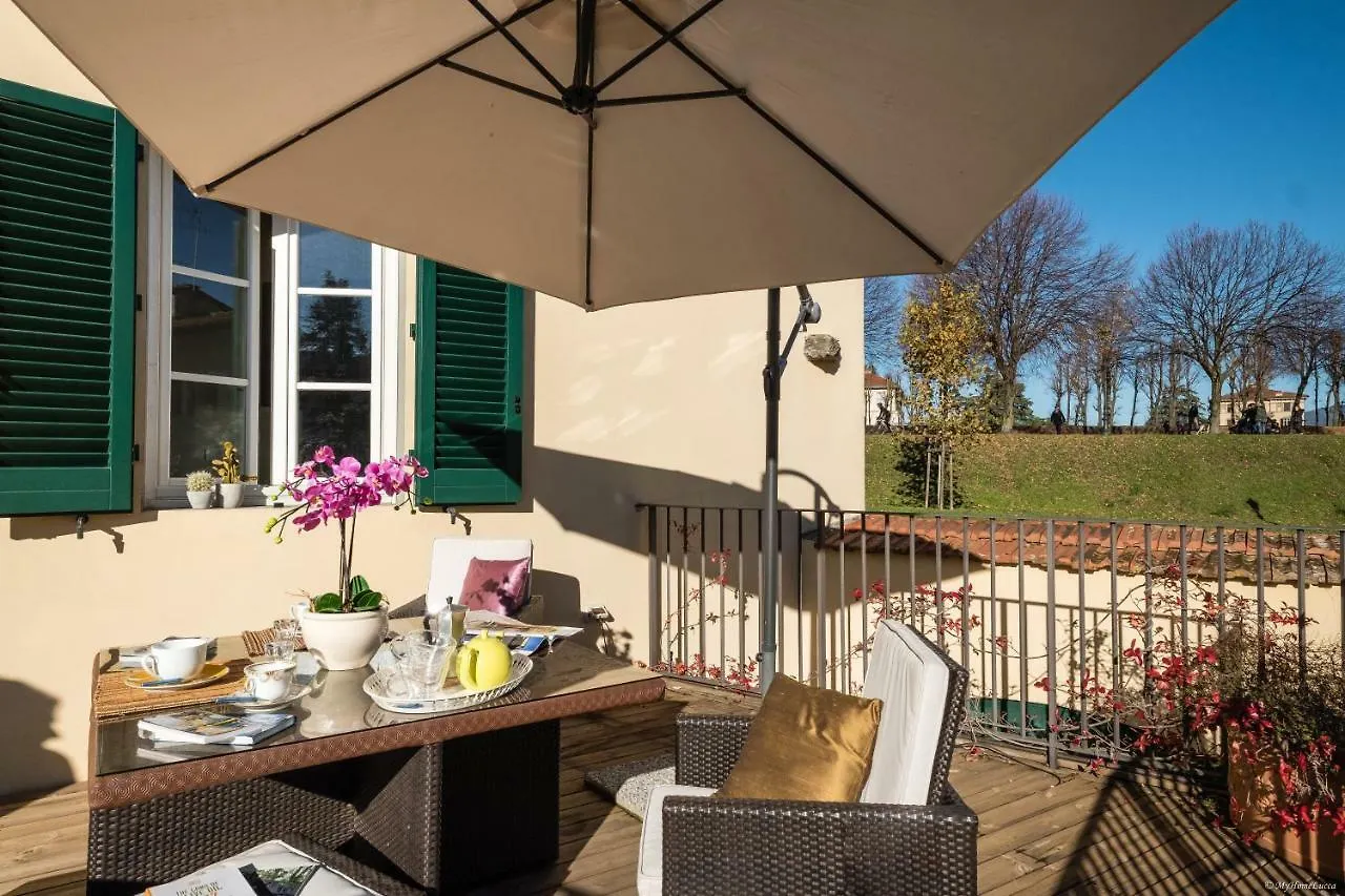 Ferienwohnung Tornese With Private Parking And Terrace Lucca Apartment