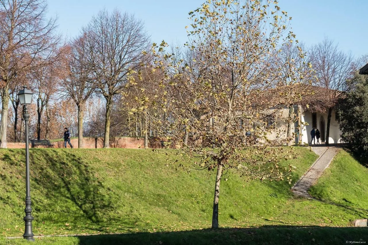 Ferienwohnung Tornese With Private Parking And Terrace Lucca